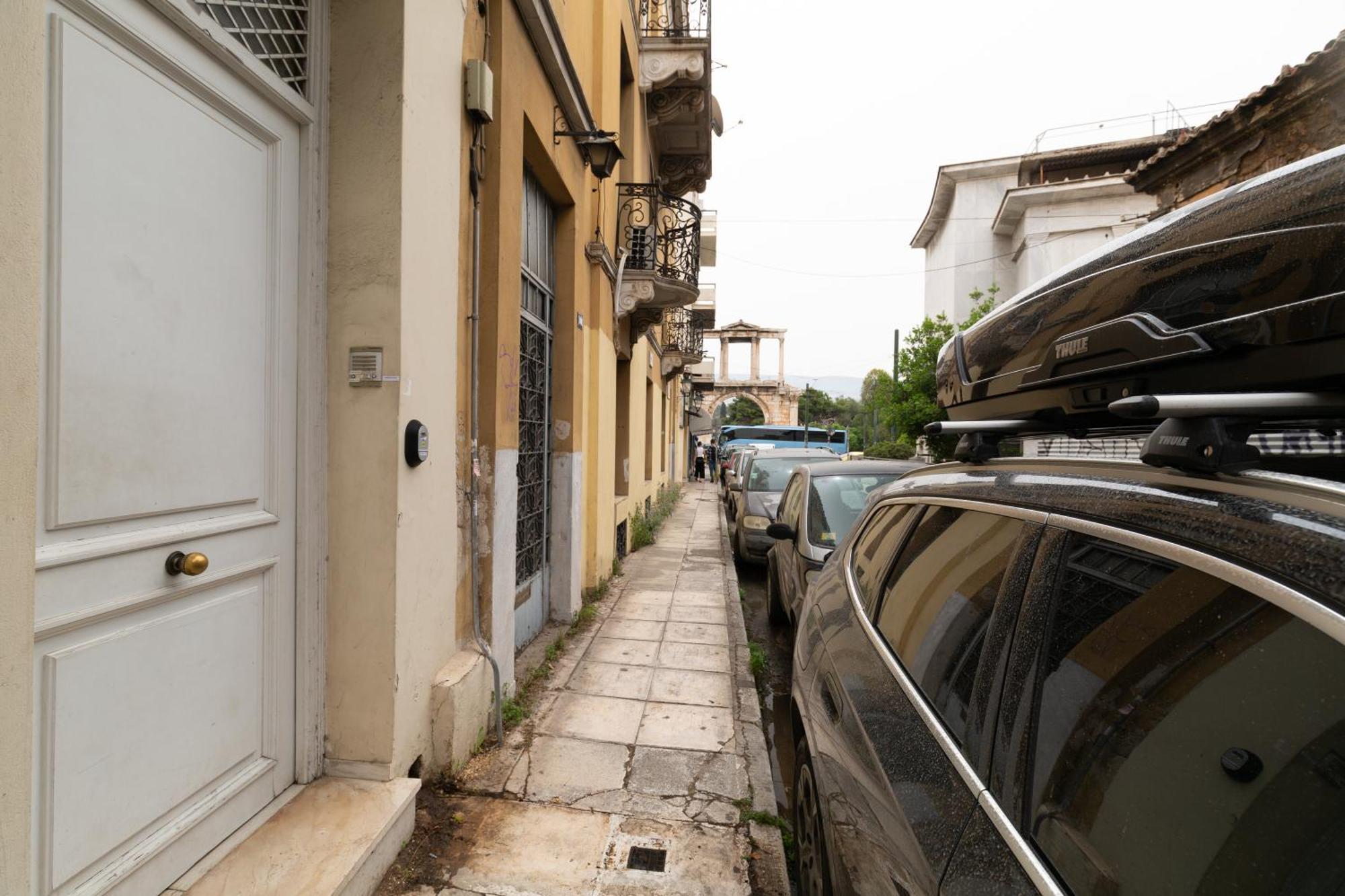 Athenian Gate To Plaka By Athenian Homes Exterior foto