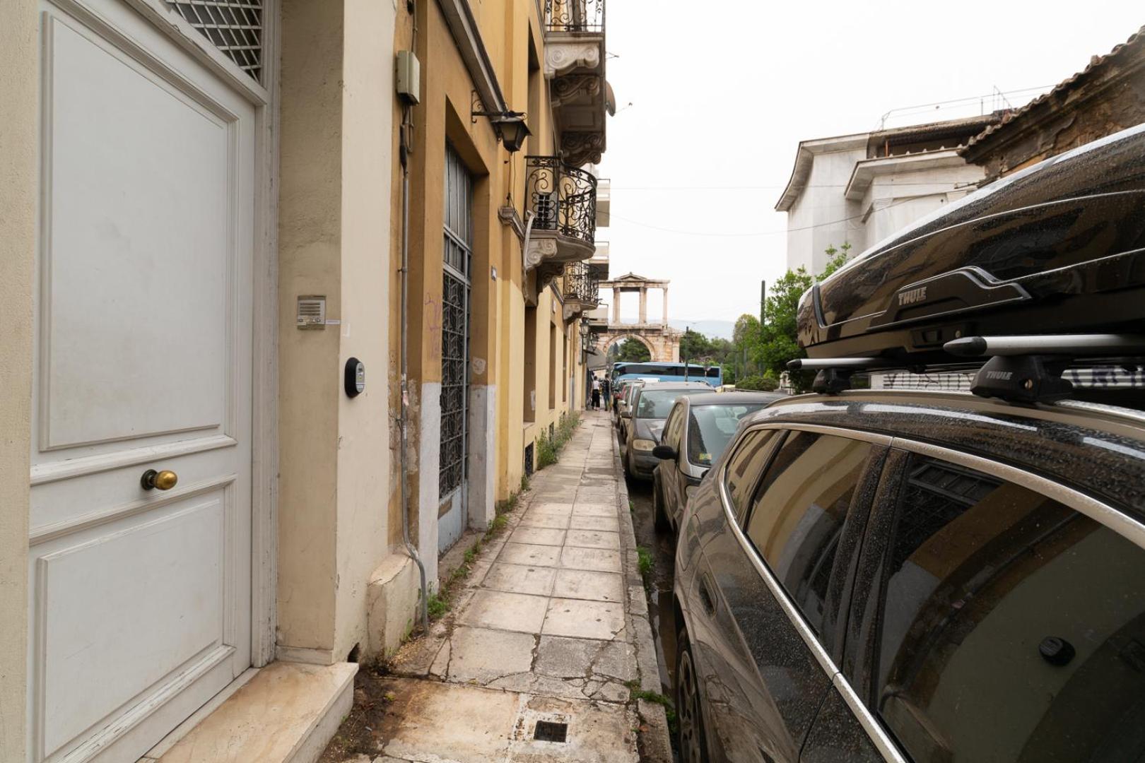 Athenian Gate To Plaka By Athenian Homes Exterior foto